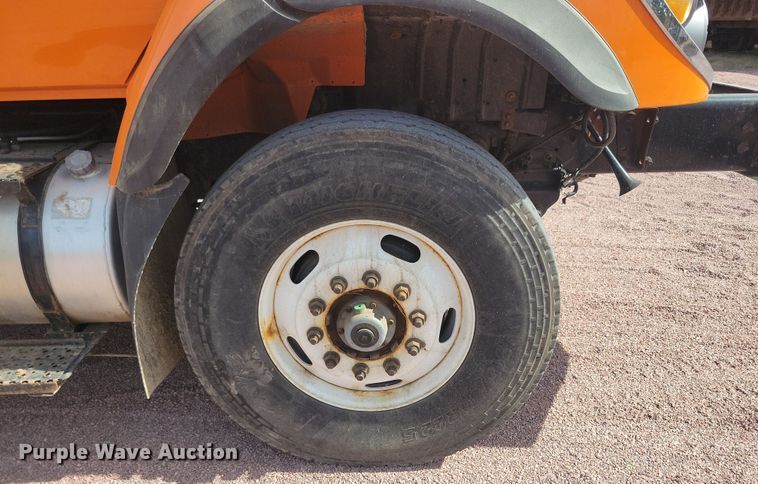 image for item JO9376 2013 International WorkStar 7000 dump truck