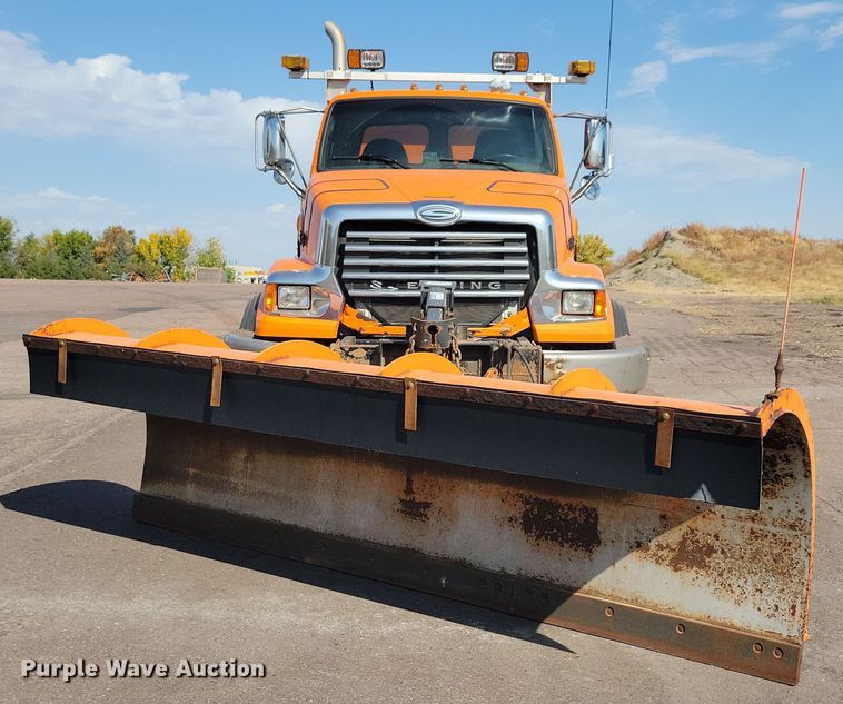 image for item JO9378 2009 Sterling LT9500 dump truck