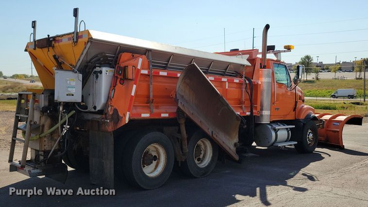 image for item JO9378 2009 Sterling LT9500 dump truck