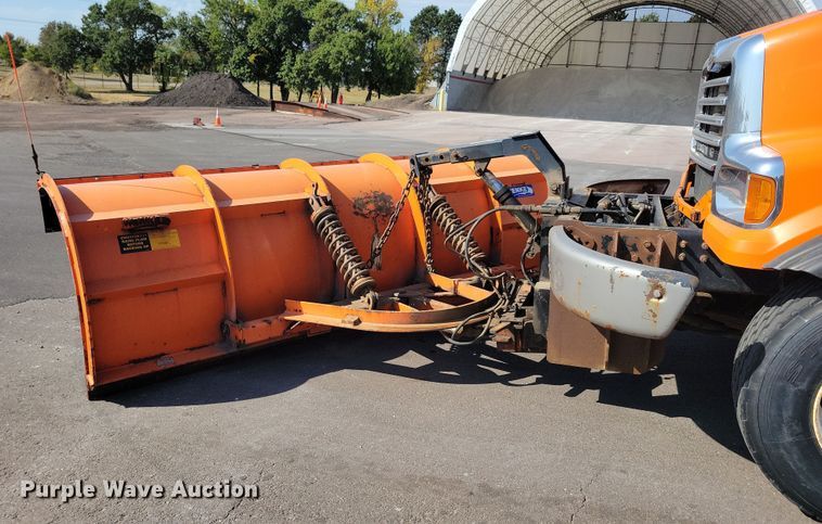 image for item JO9378 2009 Sterling LT9500 dump truck