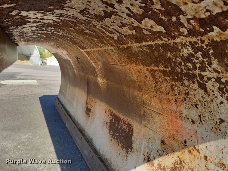 image for item JO9378 2009 Sterling LT9500 dump truck