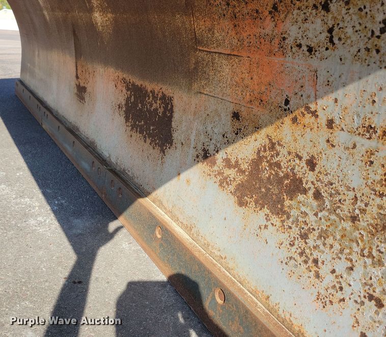 image for item JO9378 2009 Sterling LT9500 dump truck