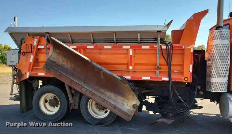 image for item JO9378 2009 Sterling LT9500 dump truck