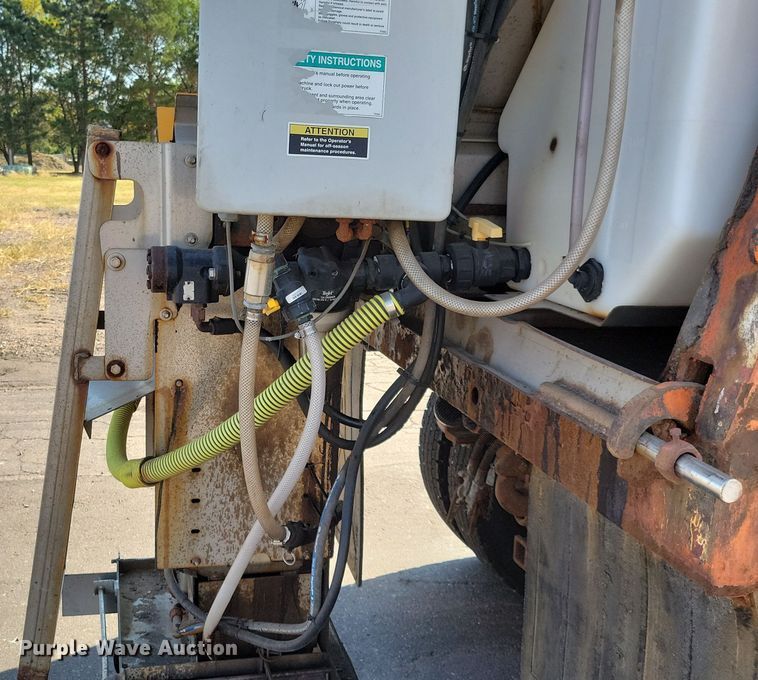 image for item JO9378 2009 Sterling LT9500 dump truck