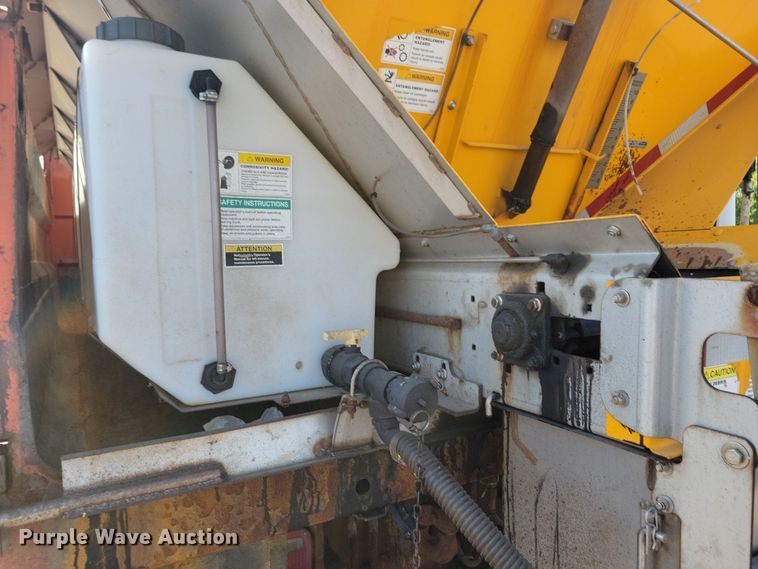 image for item JO9378 2009 Sterling LT9500 dump truck