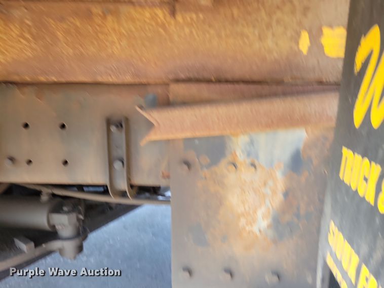 image for item JO9378 2009 Sterling LT9500 dump truck