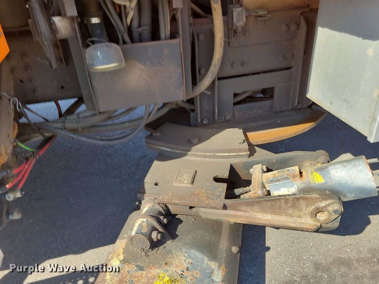 image for item JO9378 2009 Sterling LT9500 dump truck