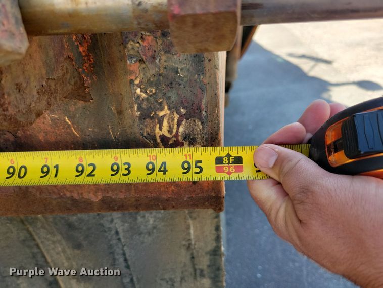 image for item JO9378 2009 Sterling LT9500 dump truck