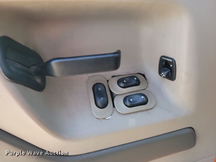 image for item JO9378 2009 Sterling LT9500 dump truck