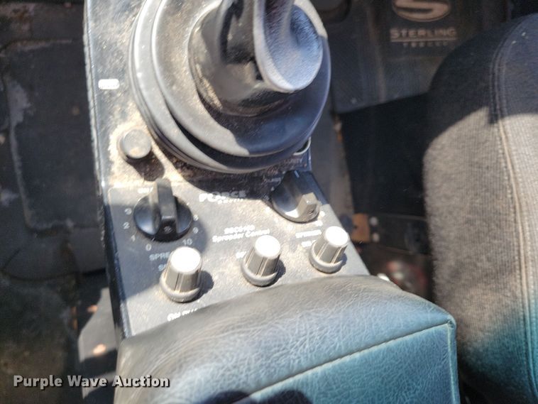 image for item JO9378 2009 Sterling LT9500 dump truck