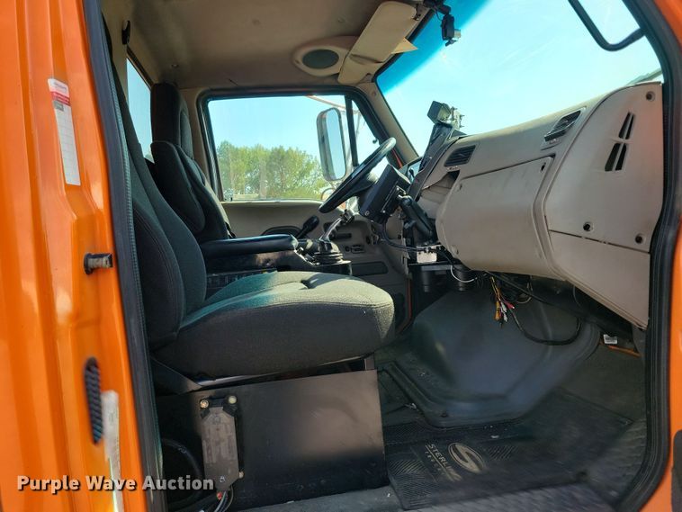 image for item JO9378 2009 Sterling LT9500 dump truck