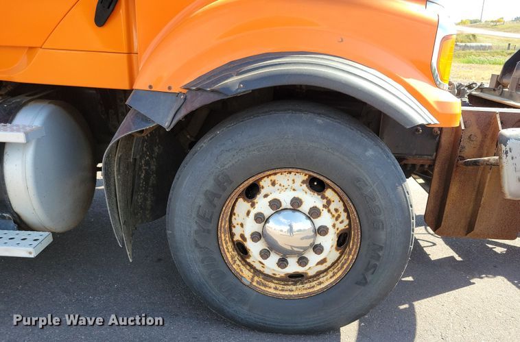 image for item JO9378 2009 Sterling LT9500 dump truck