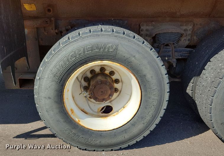 image for item JO9378 2009 Sterling LT9500 dump truck