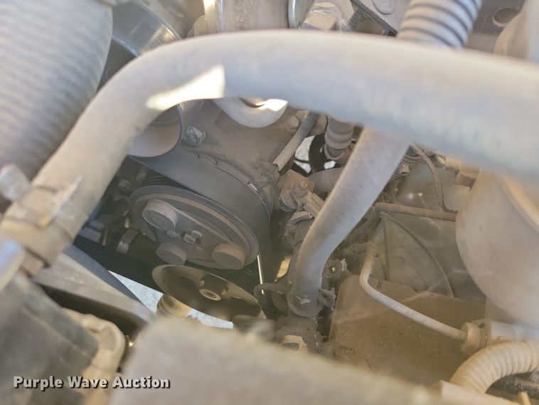 image for item JO9381 2003 Ford Eldorado Econoline E450 Super Duty shuttle bus