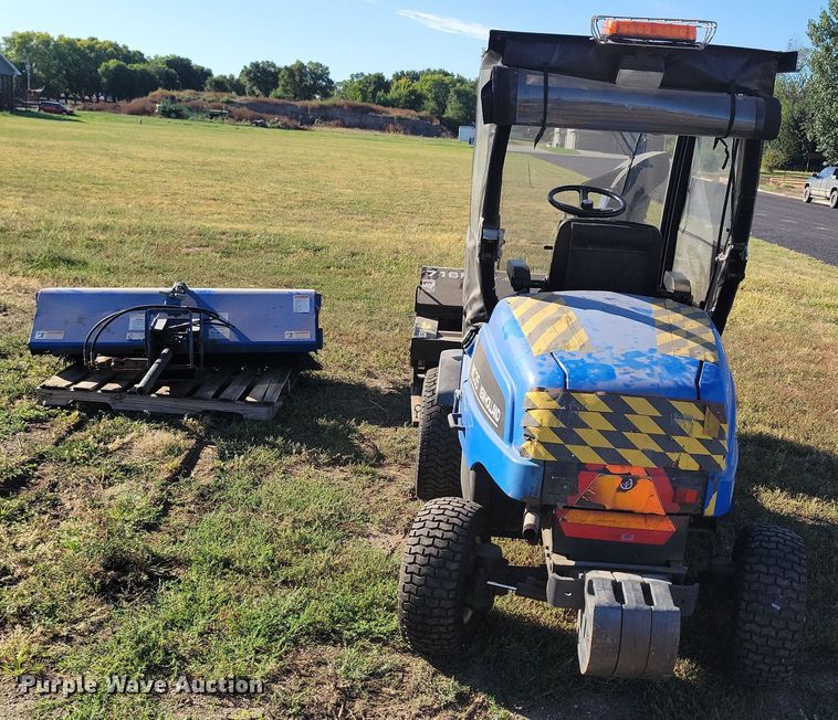 image for item JO9398 New Holland MC35 lawn mower