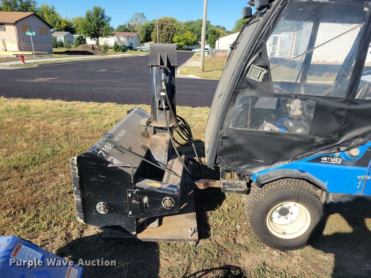 image for item JO9398 New Holland MC35 lawn mower