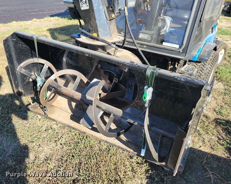 image for item JO9398 New Holland MC35 lawn mower