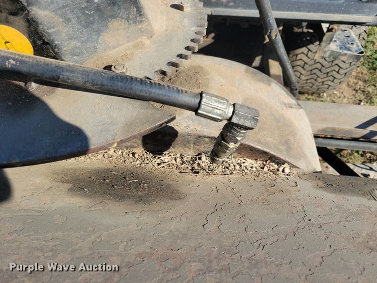 image for item JO9398 New Holland MC35 lawn mower