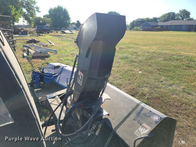 image for item JO9398 New Holland MC35 lawn mower