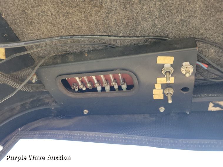 image for item JO9398 New Holland MC35 lawn mower