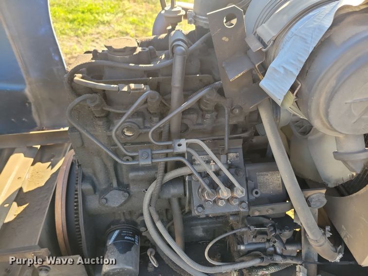 image for item JO9398 New Holland MC35 lawn mower