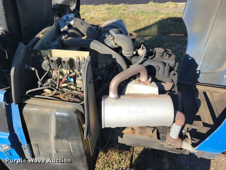 image for item JO9398 New Holland MC35 lawn mower