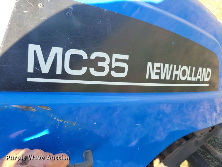 image for item JO9398 New Holland MC35 lawn mower