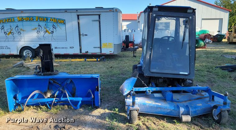 image for item JO9399 New Holland MC35 lawn mower