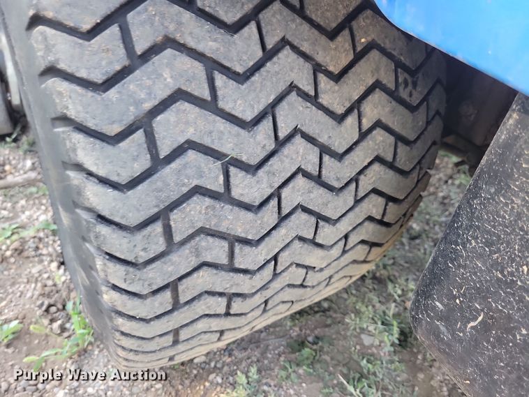 image for item JO9399 New Holland MC35 lawn mower