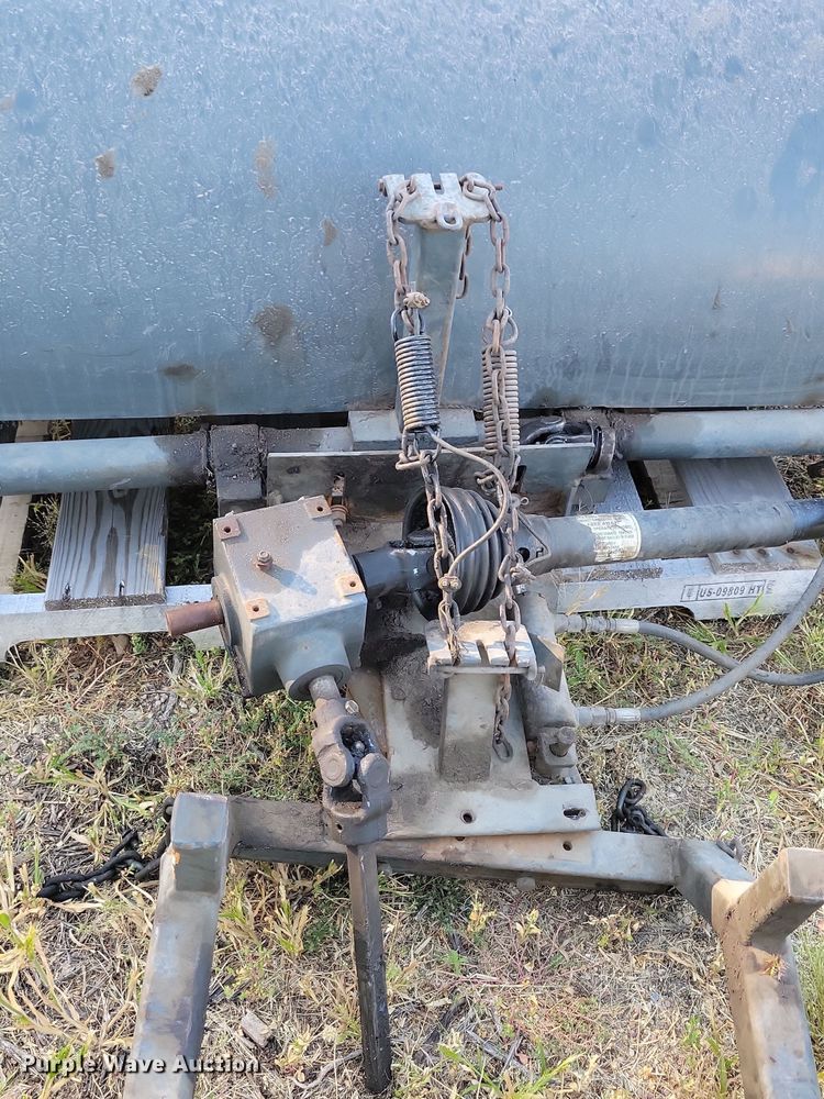 image for item JO9399 New Holland MC35 lawn mower