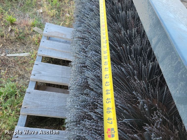 image for item JO9399 New Holland MC35 lawn mower