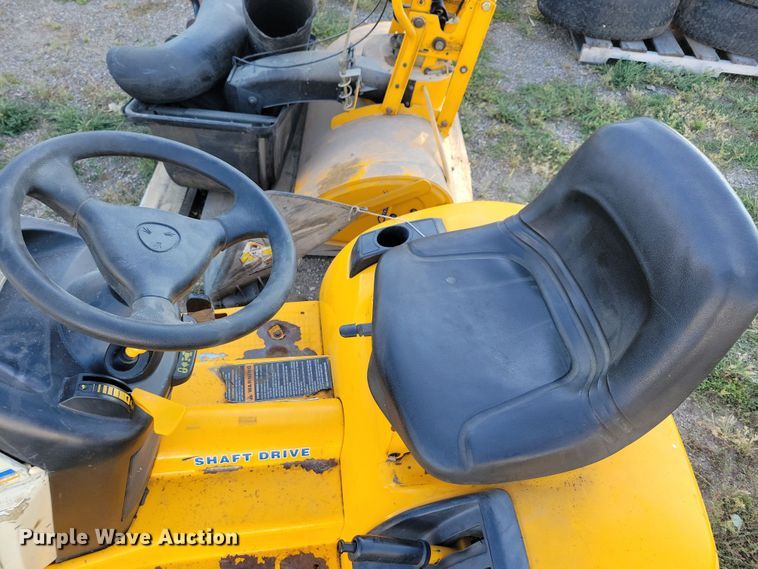 image for item JO9400 Cub Cadet 2166 lawn mower