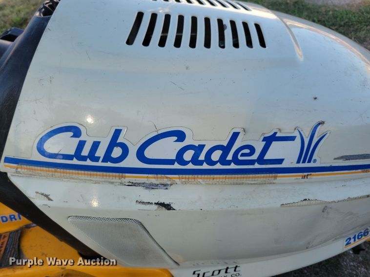 image for item JO9400 Cub Cadet 2166 lawn mower