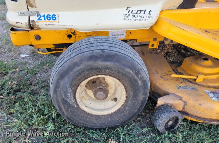 image for item JO9400 Cub Cadet 2166 lawn mower