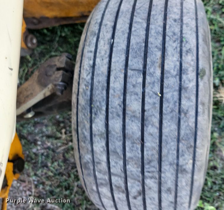 image for item JO9400 Cub Cadet 2166 lawn mower