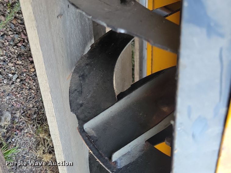 image for item JO9400 Cub Cadet 2166 lawn mower