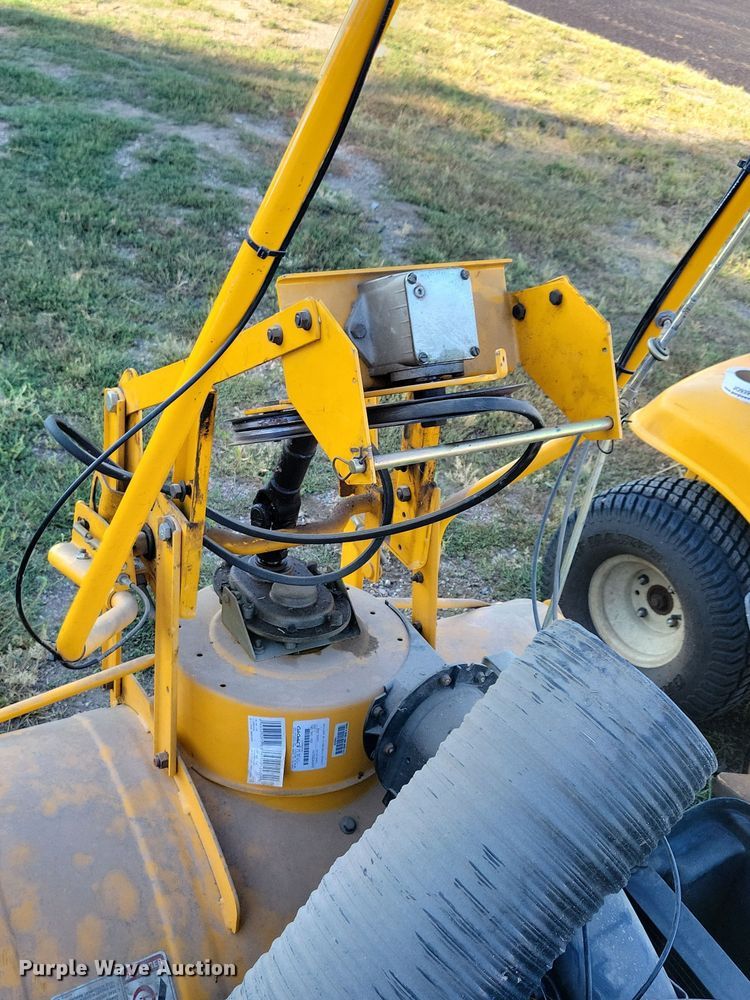 image for item JO9400 Cub Cadet 2166 lawn mower