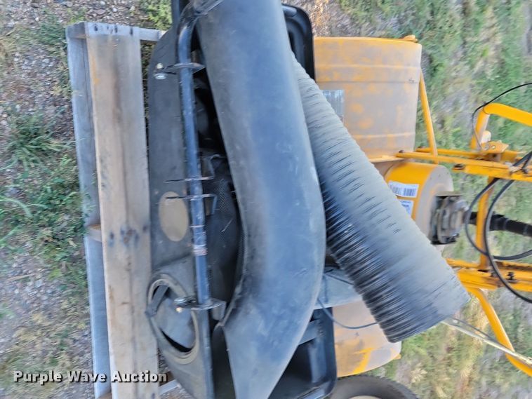 image for item JO9400 Cub Cadet 2166 lawn mower