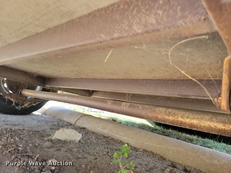 image for item JO9403 2001 Shadowmaster enclosed cargo trailer