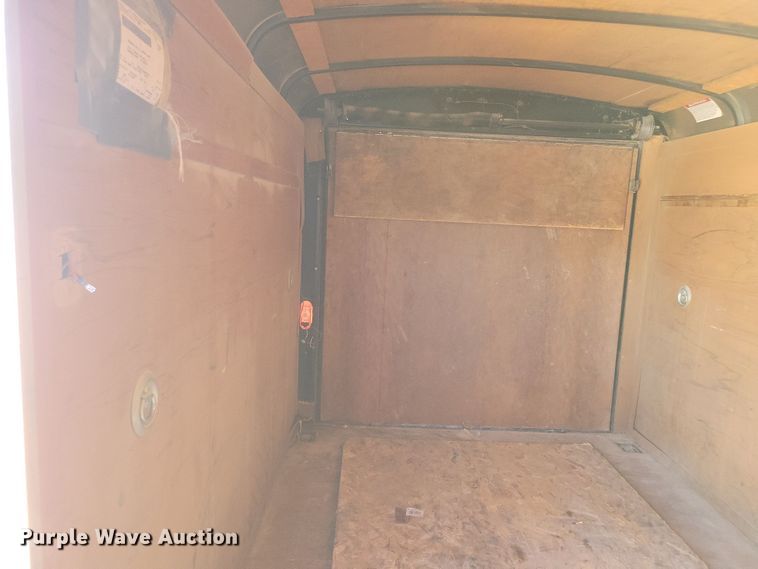 image for item JO9403 2001 Shadowmaster enclosed cargo trailer