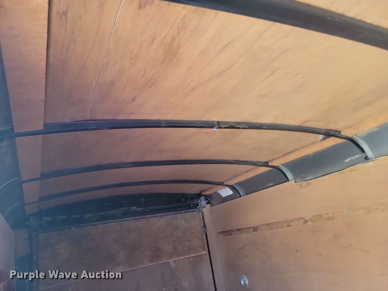 image for item JO9403 2001 Shadowmaster enclosed cargo trailer