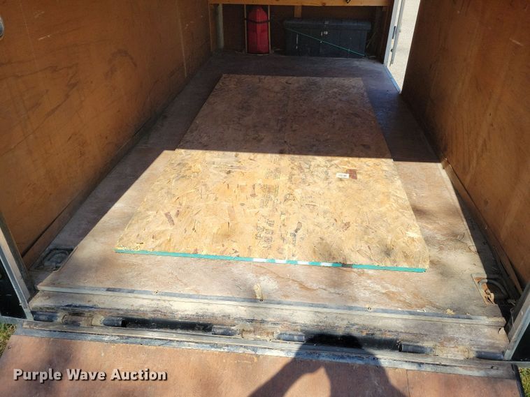 image for item JO9403 2001 Shadowmaster enclosed cargo trailer