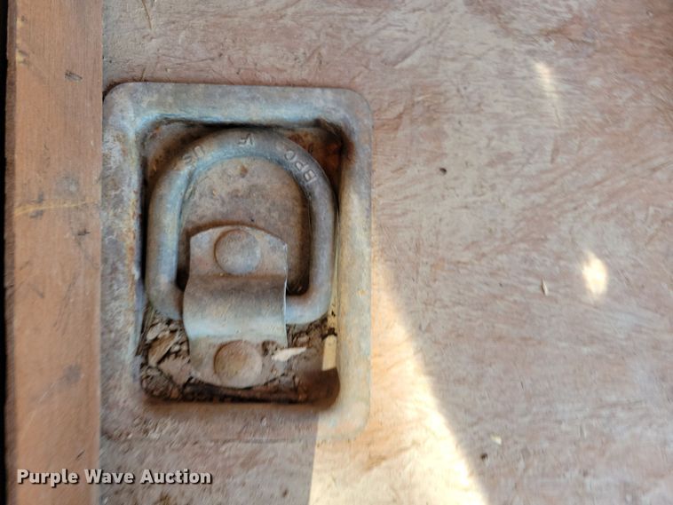 image for item JO9403 2001 Shadowmaster enclosed cargo trailer