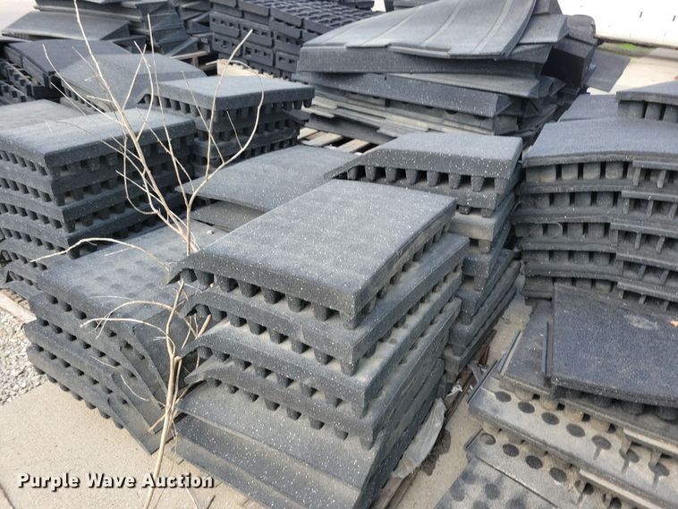 image for item JO9412 (7) pallets of playground mats