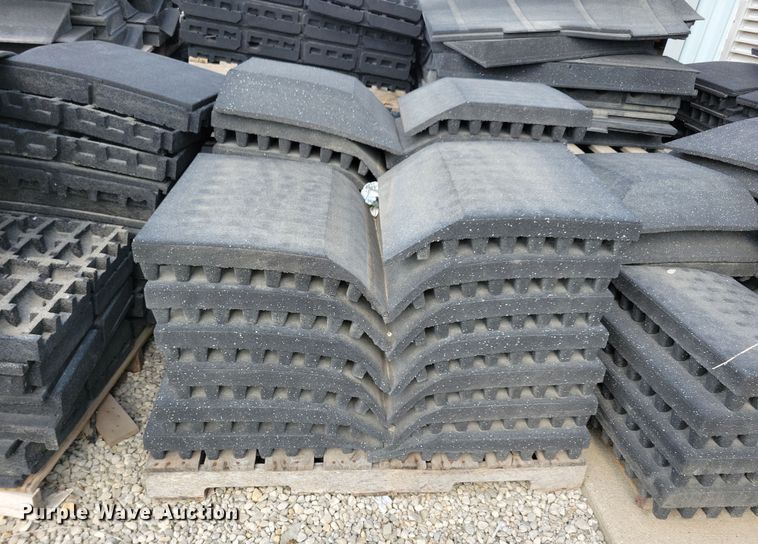 image for item JO9412 (7) pallets of playground mats