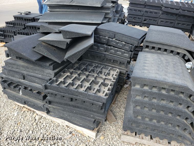 image for item JO9412 (7) pallets of playground mats