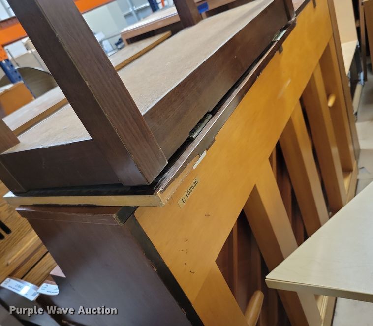 image for item JO9420 Yamaha piano