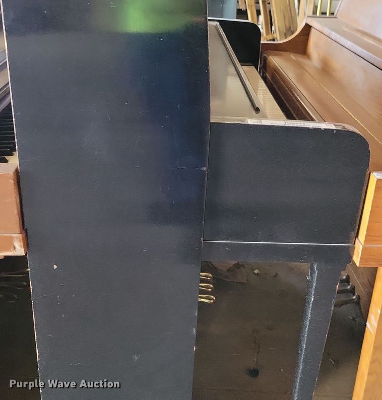 image for item JO9424 Kawai piano