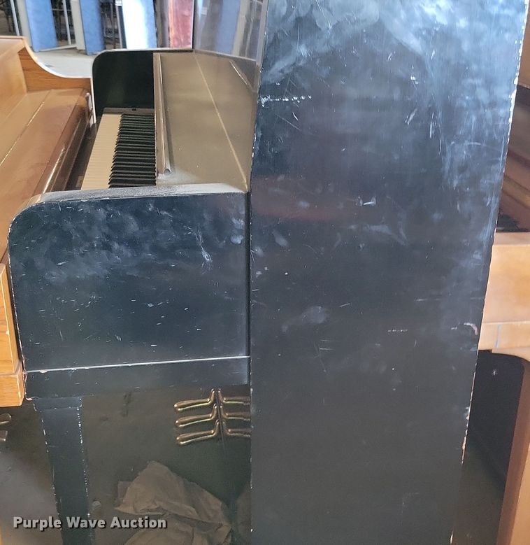 image for item JO9424 Kawai piano