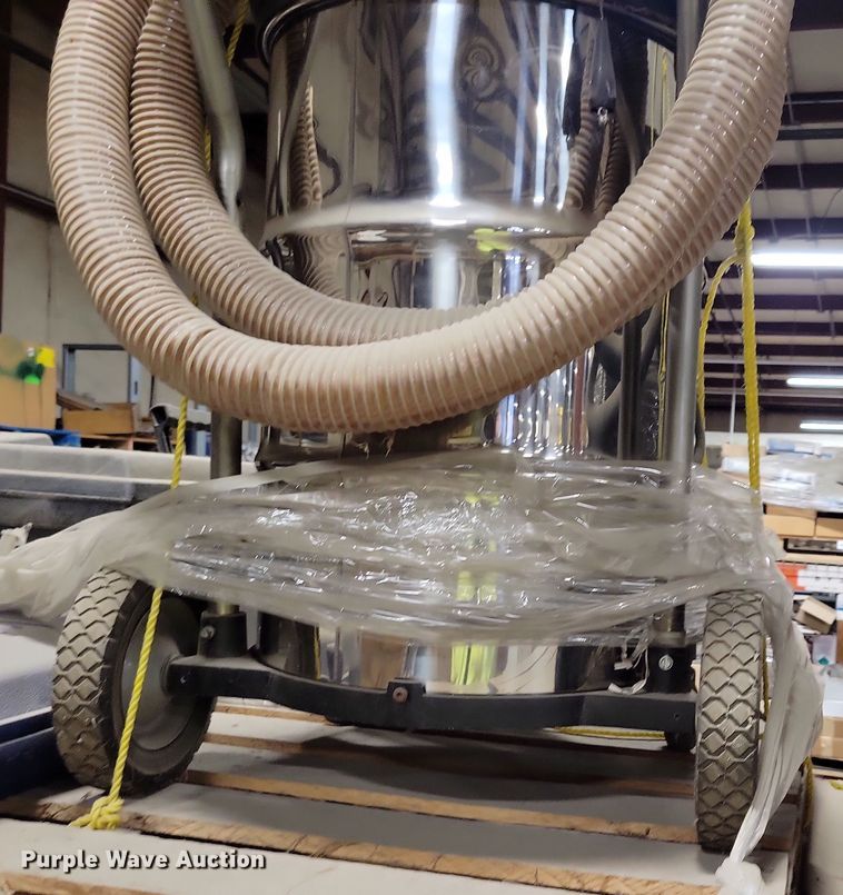 image for item JO9434 (3) Advance Sprite shop vacs